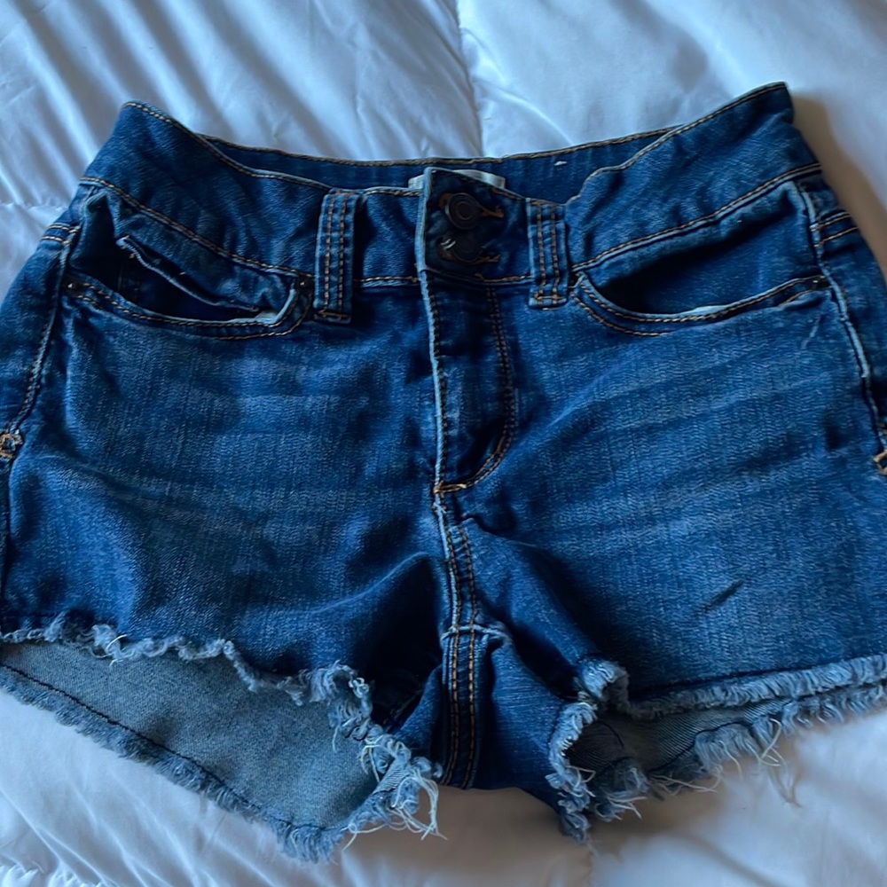 Mudd Junior’s Jean Shorts